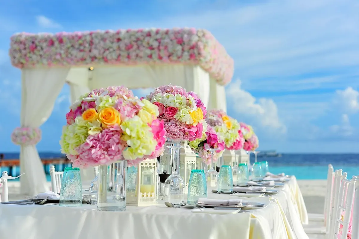 Wedding Flower Checklist: What to Order and When, from 12 Months to 1 Week Before